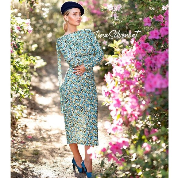 BLOGGER'S FAVE! Zara Floral Midi Dress Sz Large NWT - Picture 2 of 16